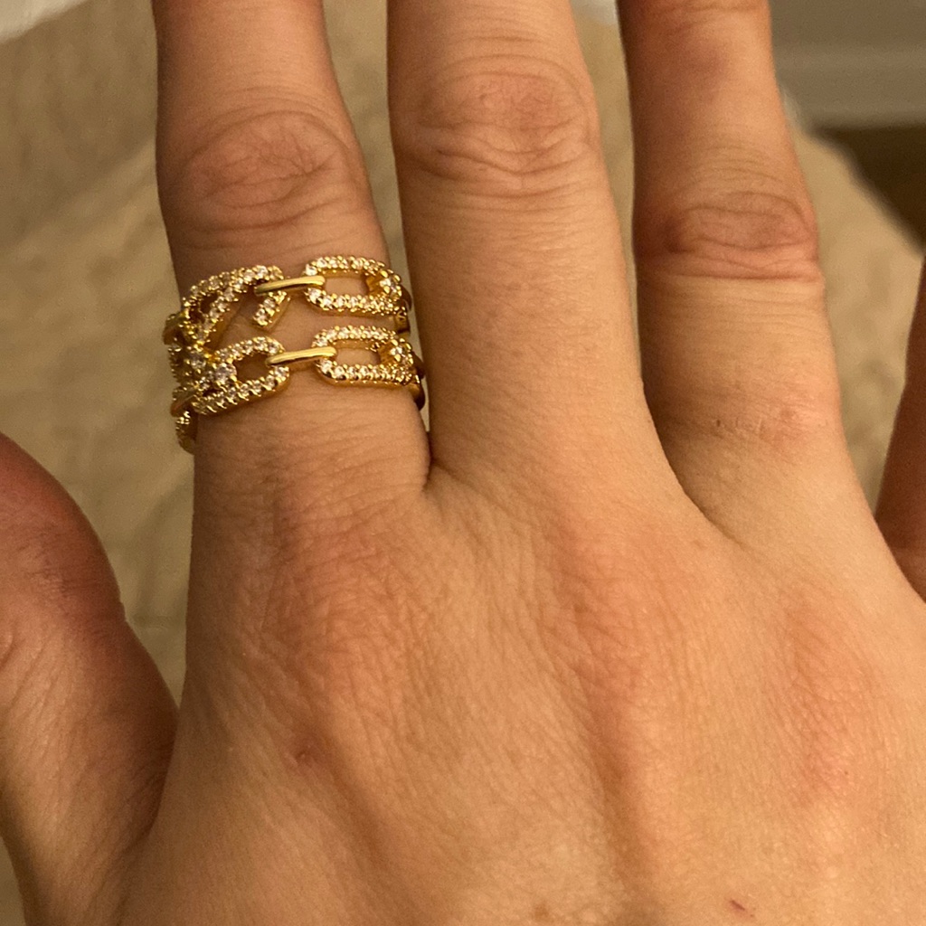 Treasure Jewels Chain Crystal Ring